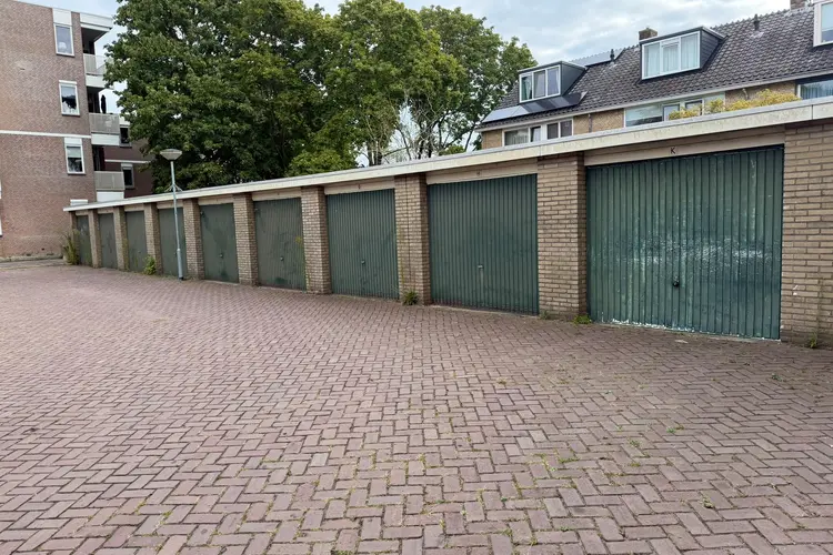 Grote Hondring 8 H , DORDRECHT