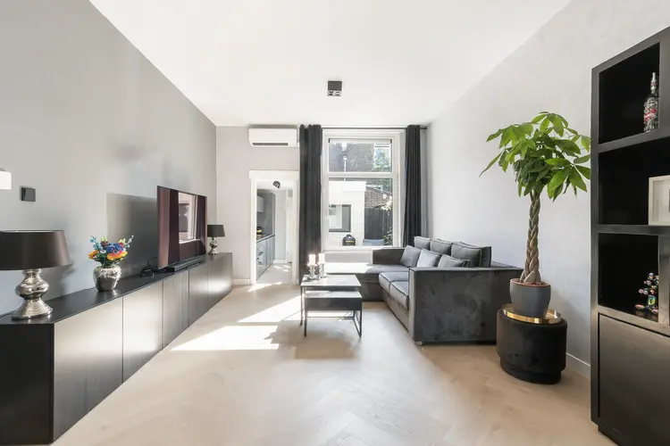 Eigenhaard 39, DORDRECHT