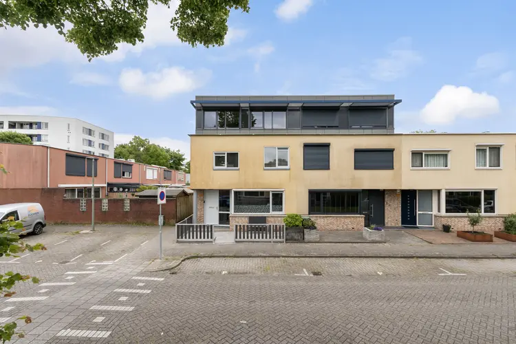 Van Ravesteyn-erf 359, DORDRECHT