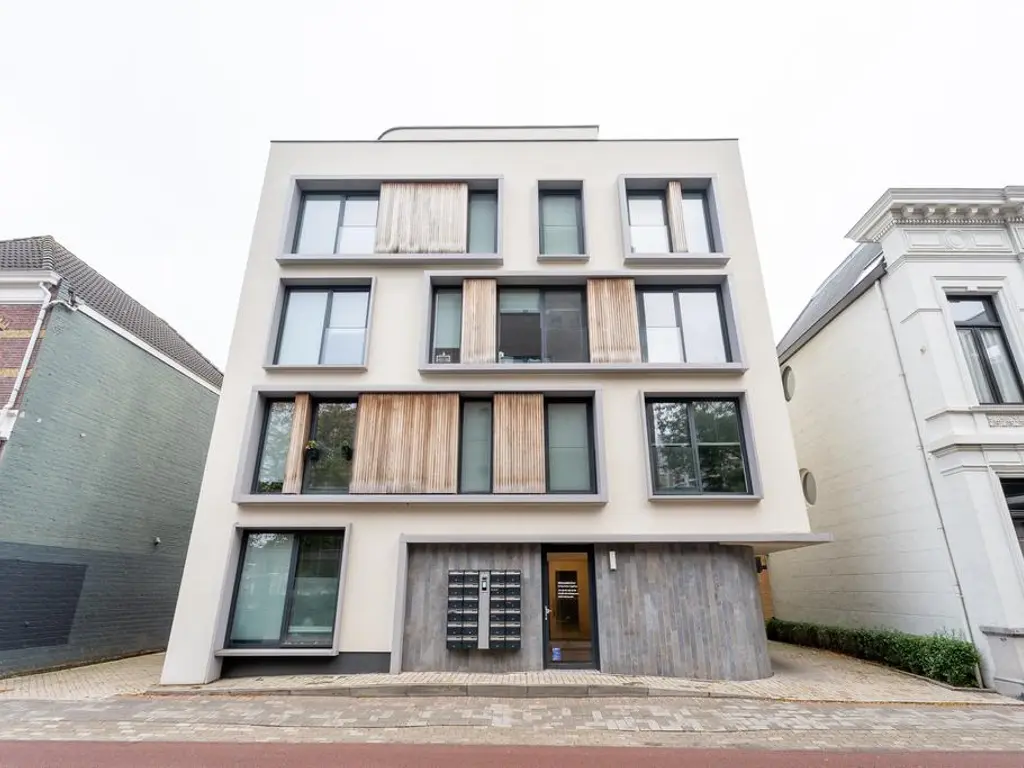 Bisschop Zwijsenstraat 45 05, TILBURG