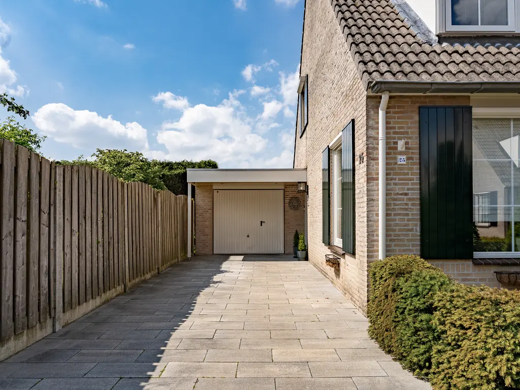 Lobithstraat 25, TILBURG