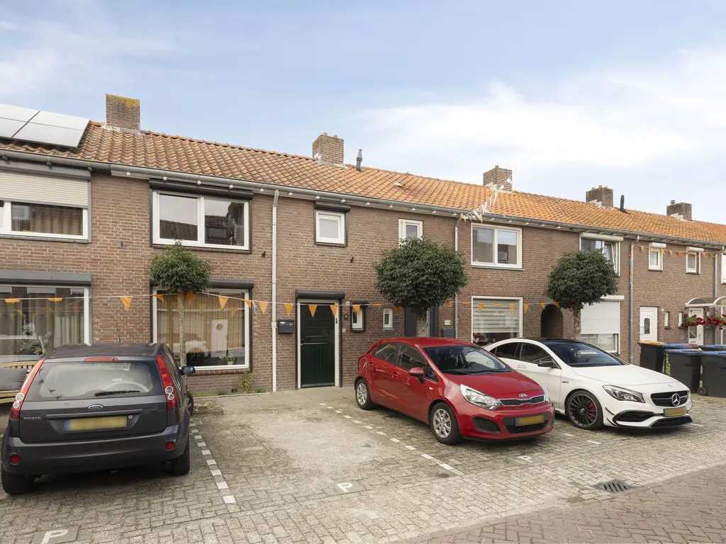 Brasemstraat 35, TILBURG