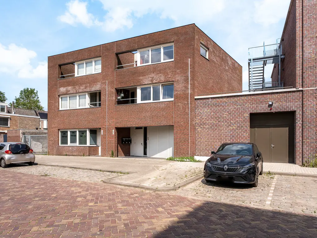 Gondelstraat 12, TILBURG