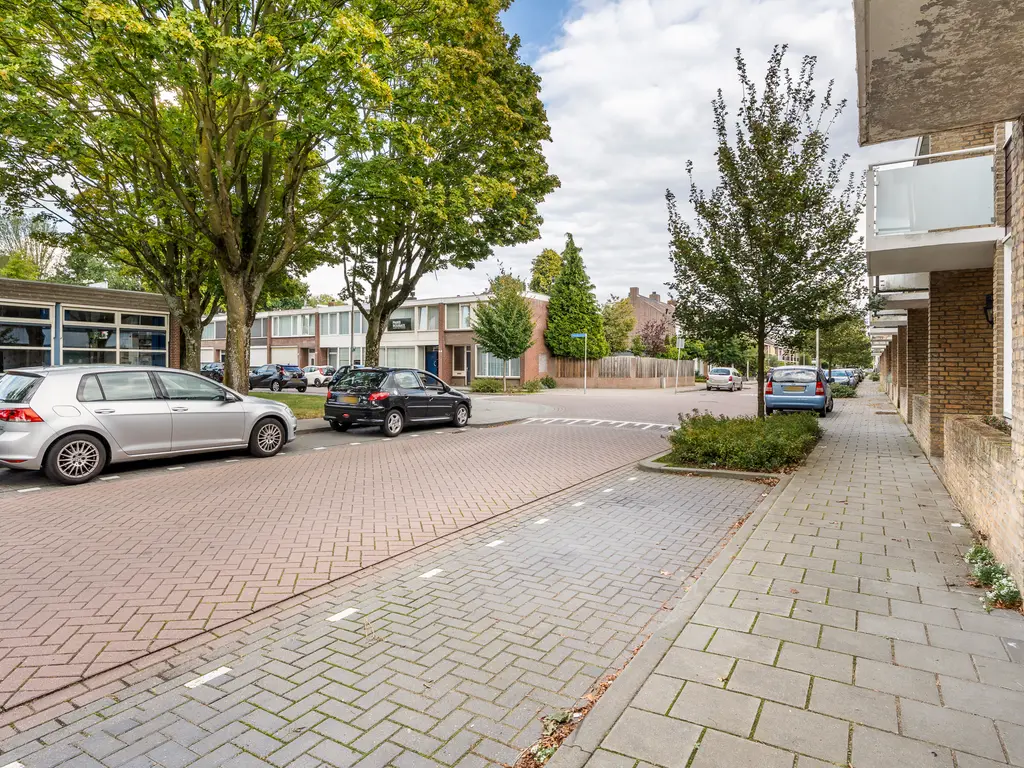 Montfortanenlaan 78, TILBURG