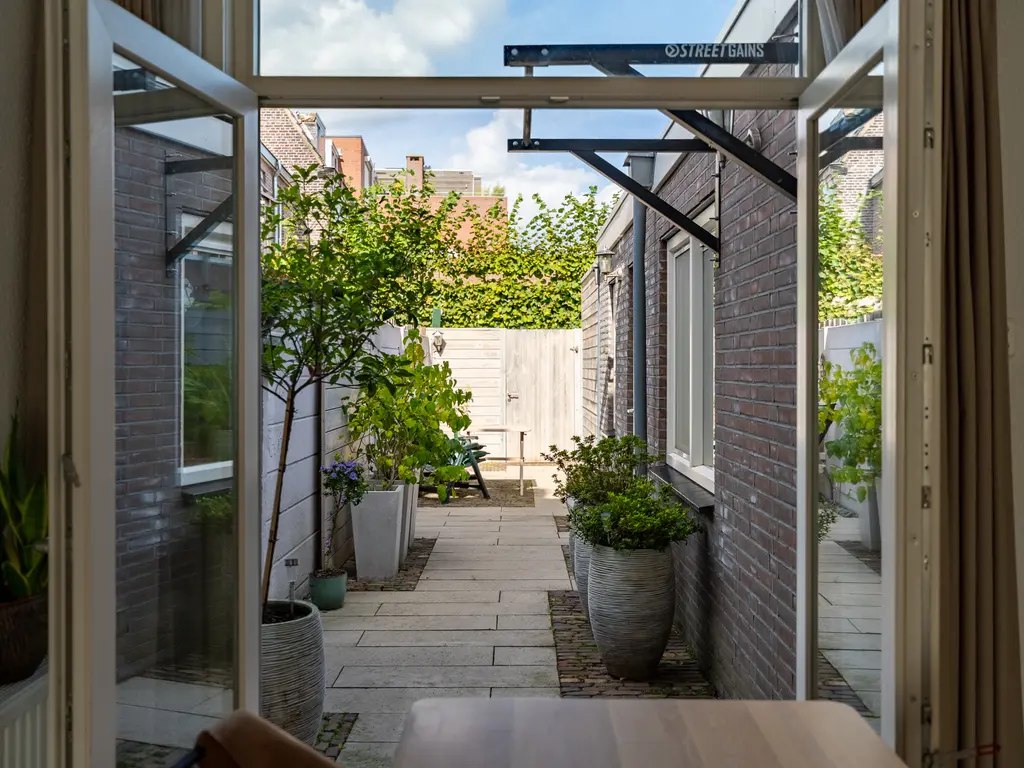 Van Meterenstraat 27, TILBURG
