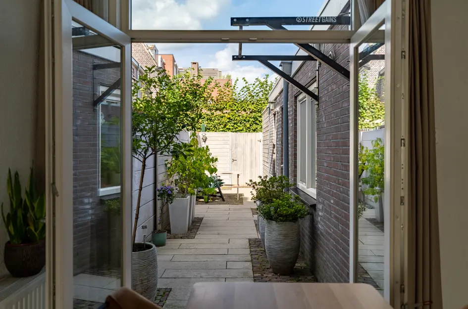 Van Meterenstraat 27