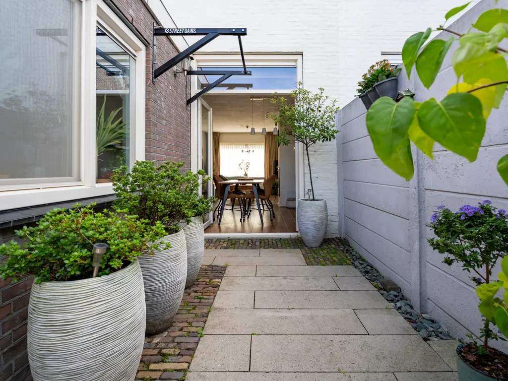 Van Meterenstraat 27, TILBURG
