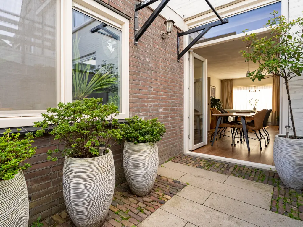 Van Meterenstraat 27, TILBURG