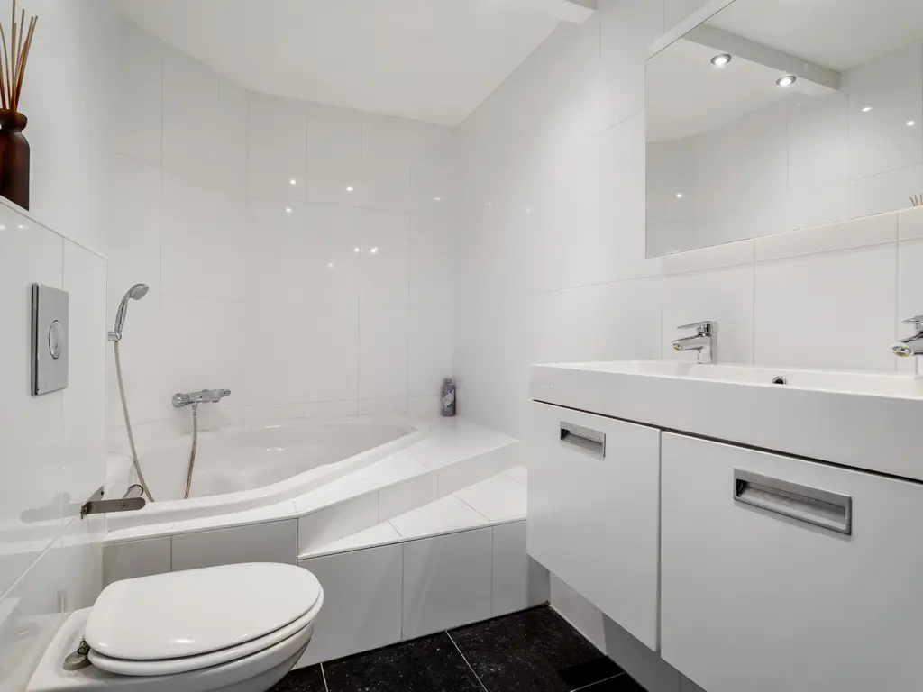 Riethovenerf 18, TILBURG