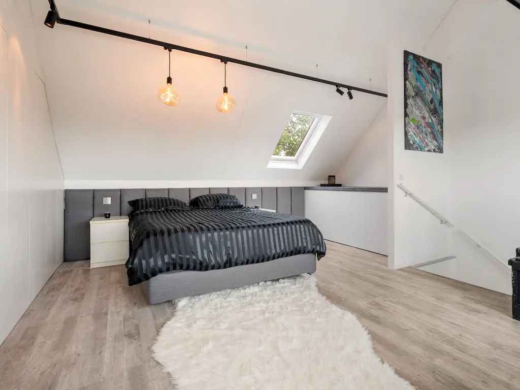 Riethovenerf 18, TILBURG