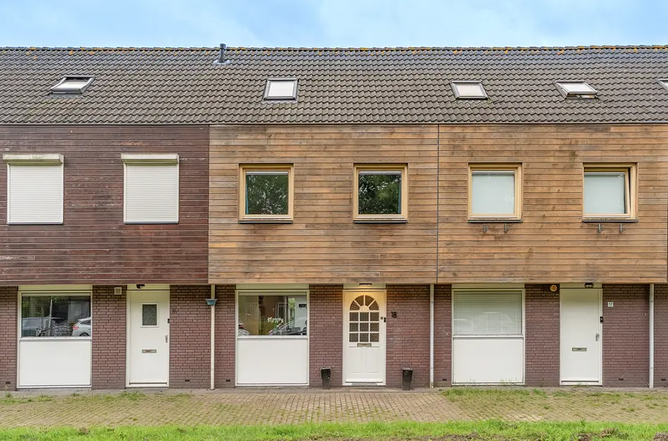 Riethovenerf 18