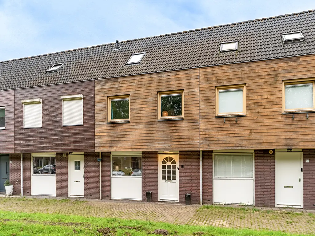 Riethovenerf 18, TILBURG