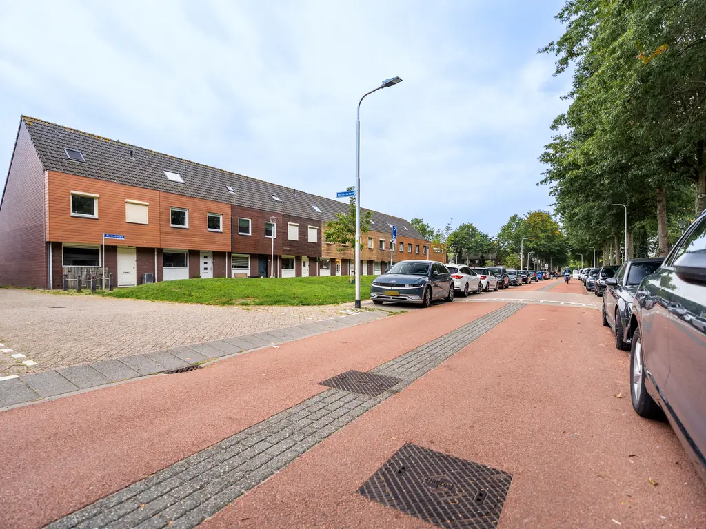 Riethovenerf 18, TILBURG