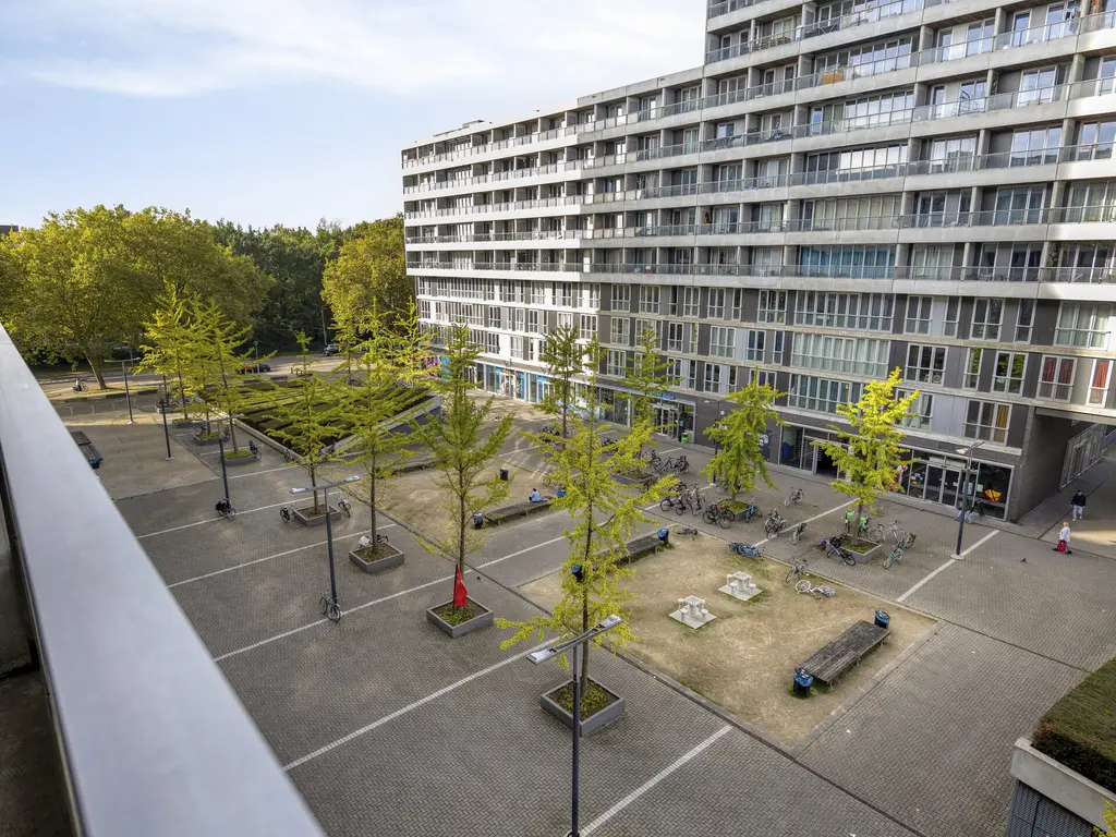 Professor de Moorplein 475, TILBURG