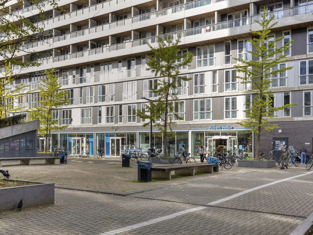 Professor de Moorplein 475, TILBURG