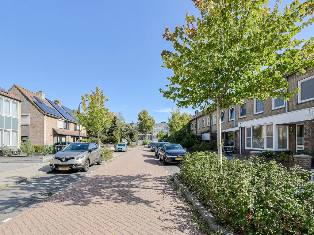 Voltastraat 15, OOSTERHOUT