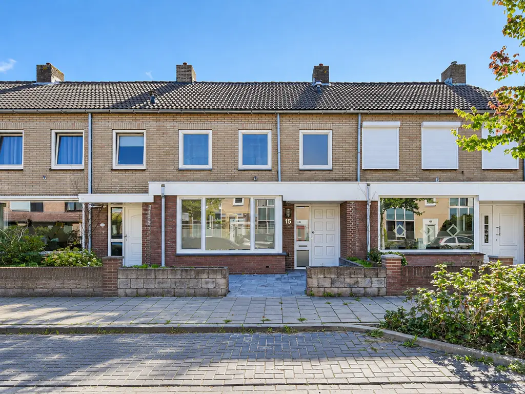 Voltastraat 15, OOSTERHOUT