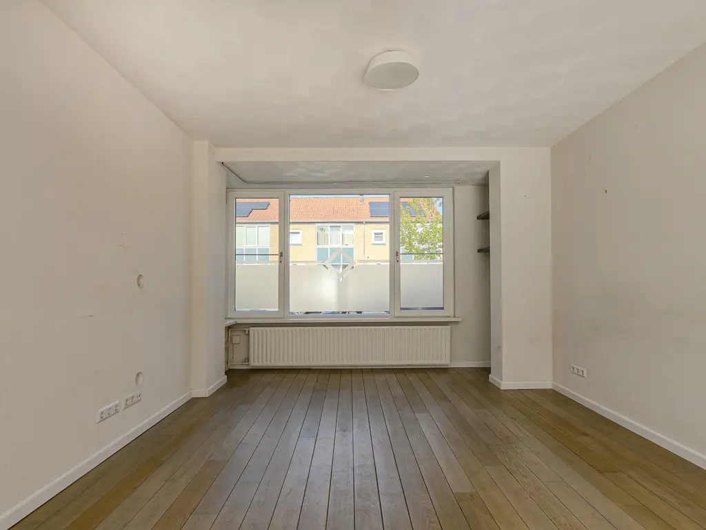 Voltastraat 15, OOSTERHOUT
