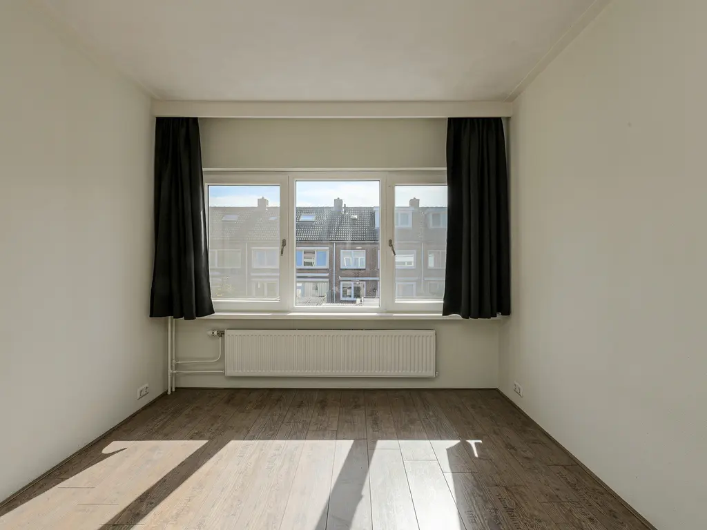 Voltastraat 15, OOSTERHOUT