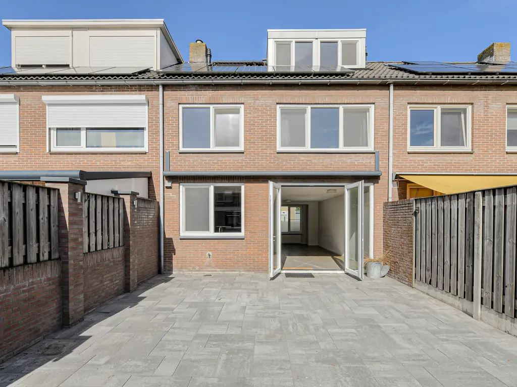 Voltastraat 15, OOSTERHOUT