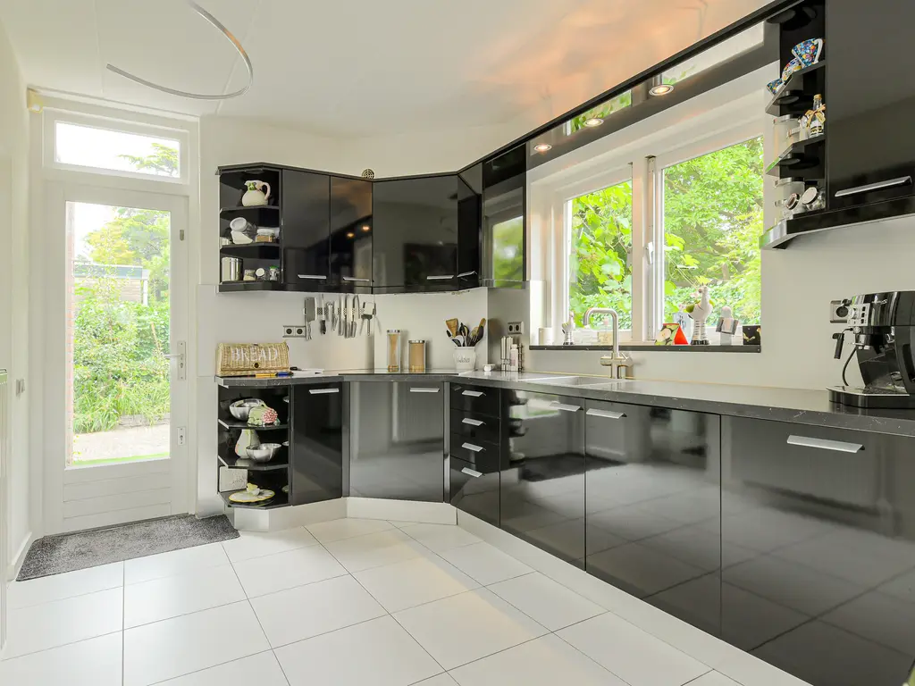 Zuilenstraat 16, BREDA