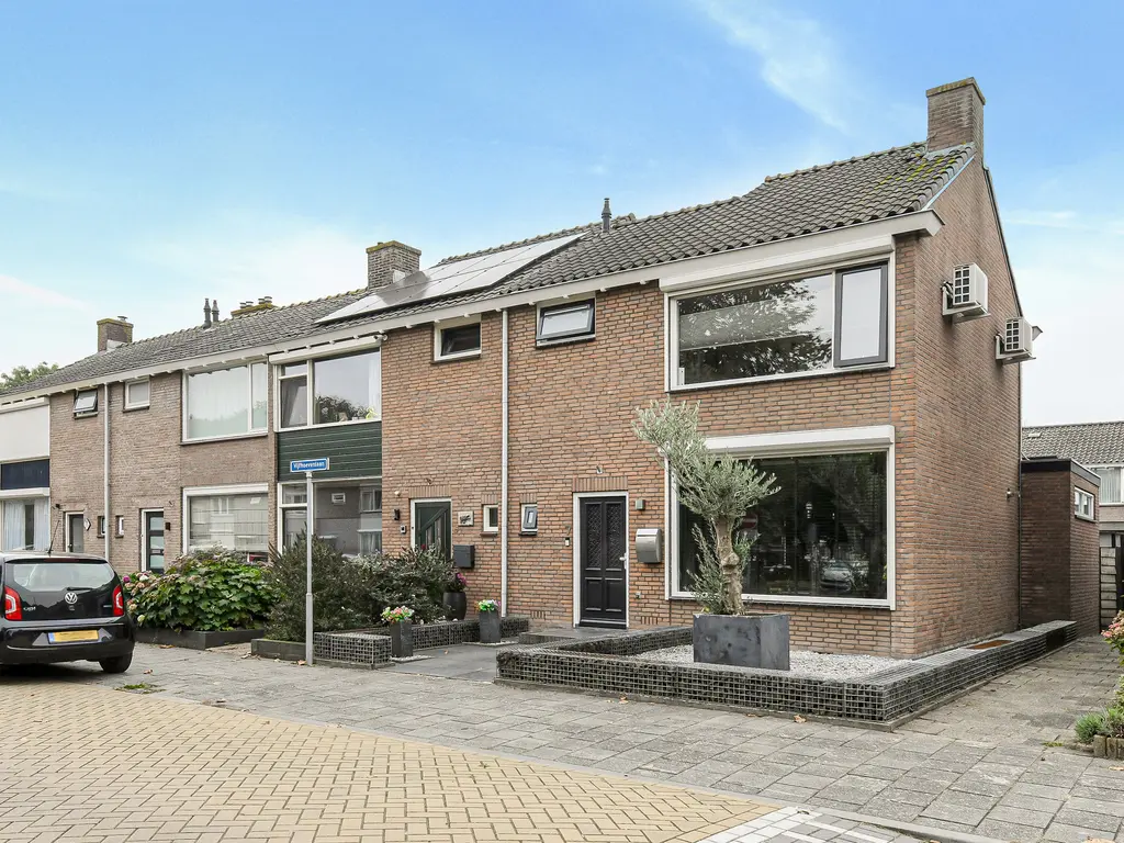 Vijfhoevenlaan 7, RAAMSDONKSVEER