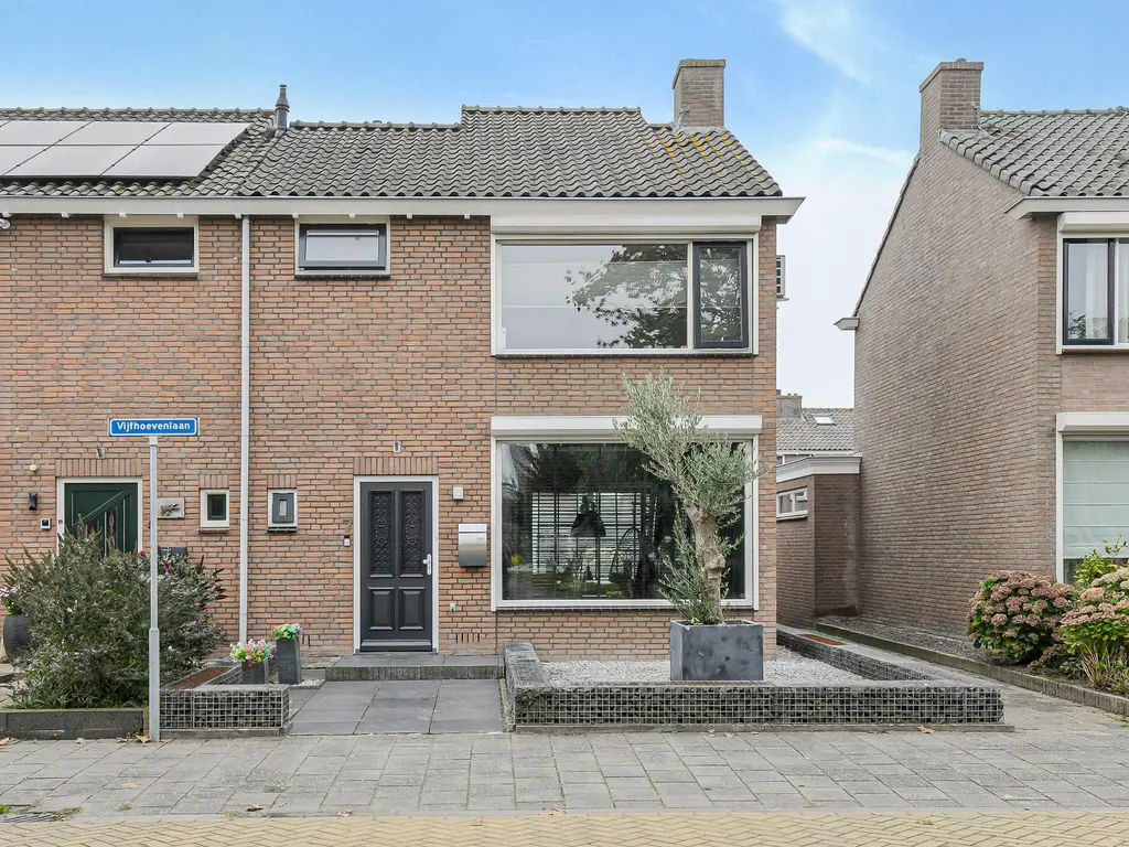 Vijfhoevenlaan 7, RAAMSDONKSVEER