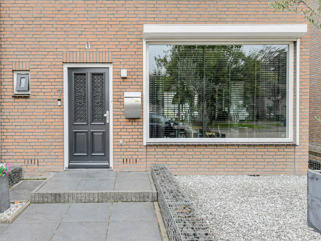 Vijfhoevenlaan 7, RAAMSDONKSVEER