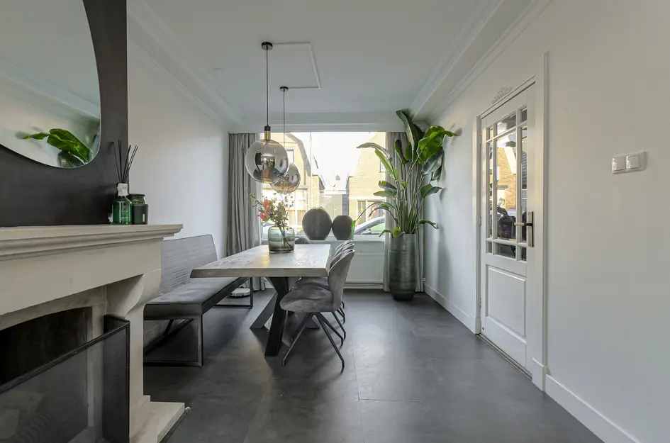 Laanstraat 8