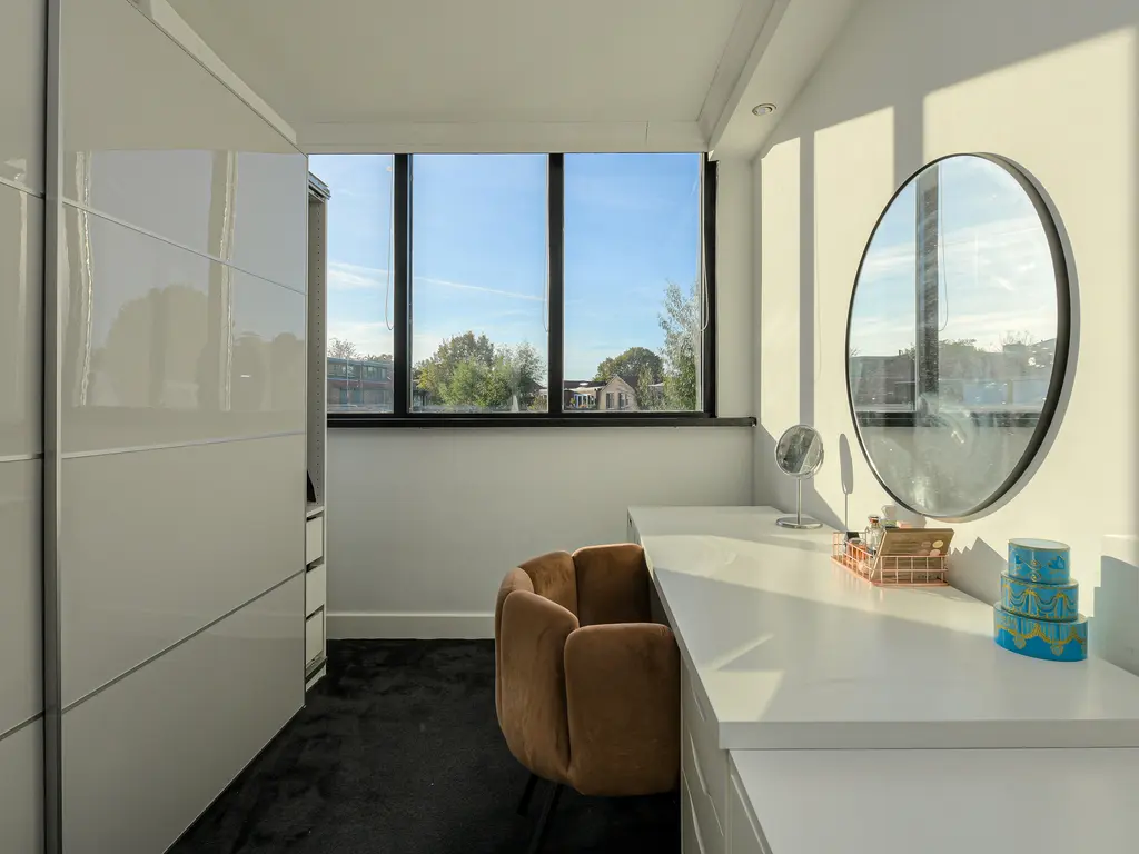Laanstraat 8, OOSTERHOUT