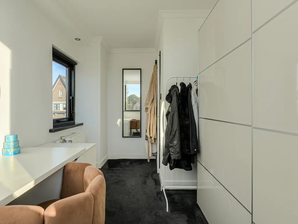 Laanstraat 8, OOSTERHOUT