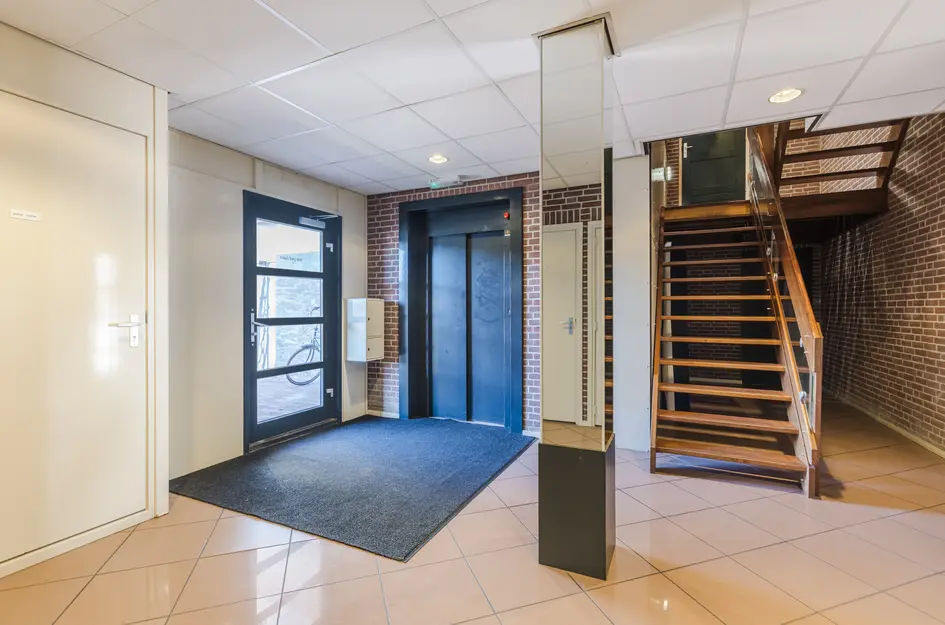 van Tolstraat 4r