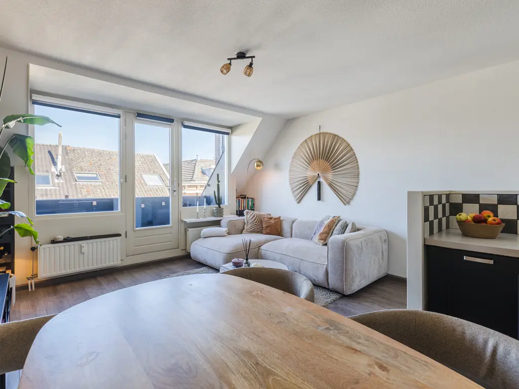 van Tolstraat 4r, BODEGRAVEN