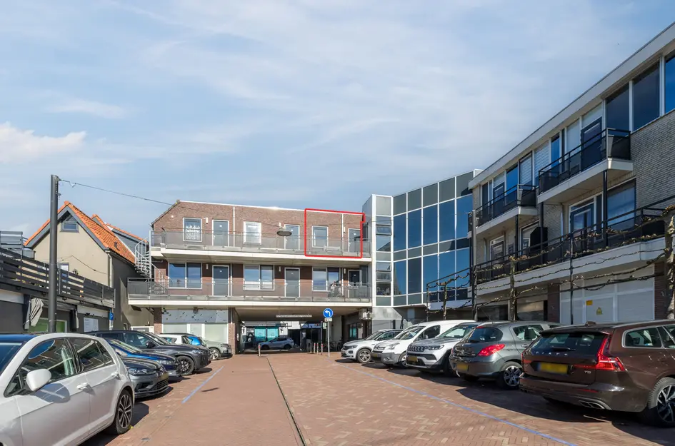 van Tolstraat 4r