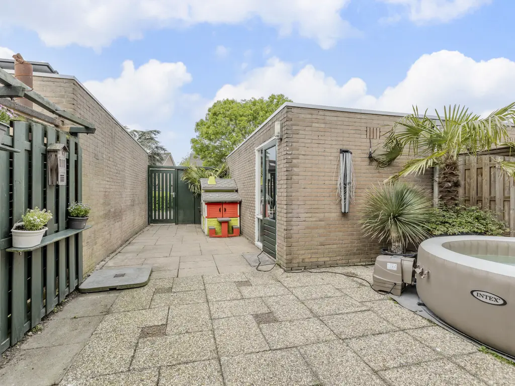 Goudplevier 17, BODEGRAVEN