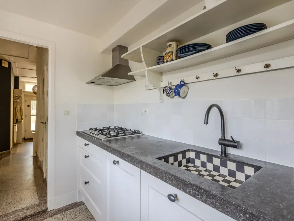 Stationsweg 7, BODEGRAVEN