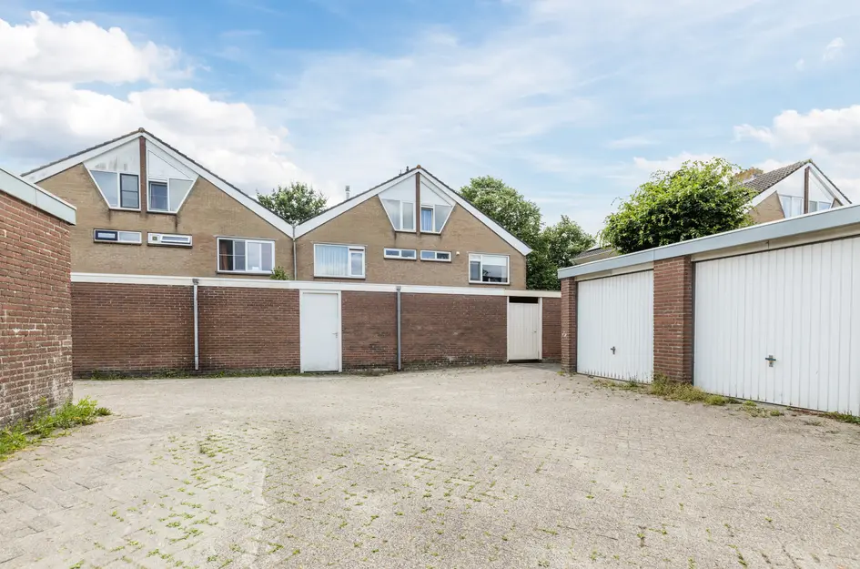 Cortenhoeve 72