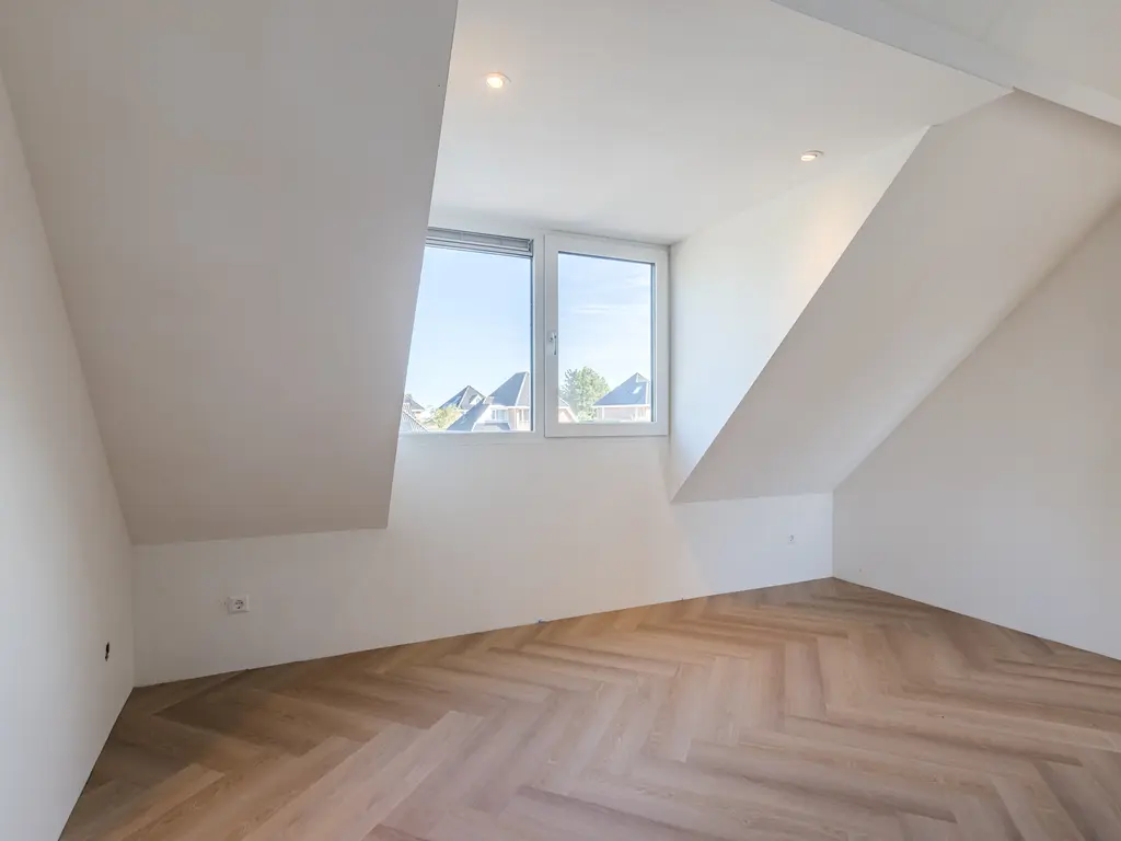 Hoge Rijndijk 29, NIEUWERBRUG AAN DEN RIJN