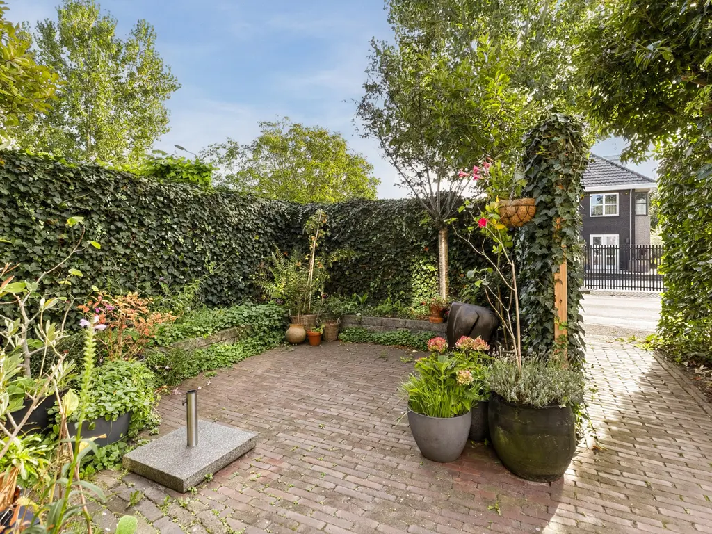 Zuidzijde 21, BODEGRAVEN