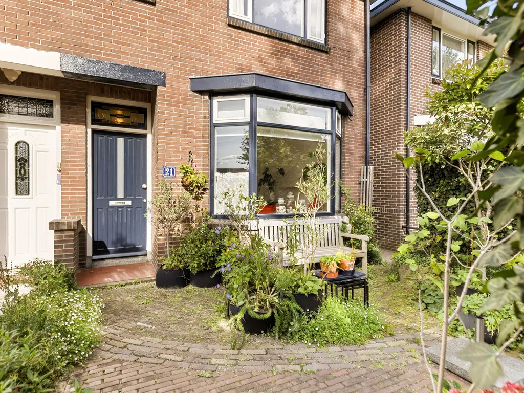 Zuidzijde 21, BODEGRAVEN