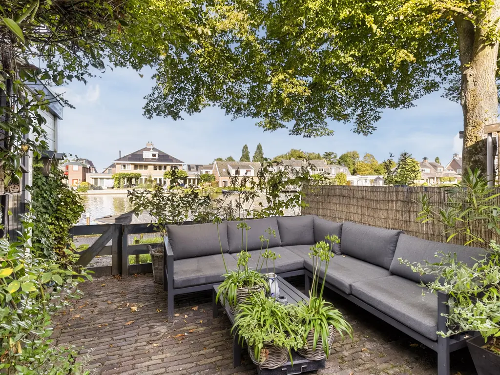 Zuidzijde 21, BODEGRAVEN
