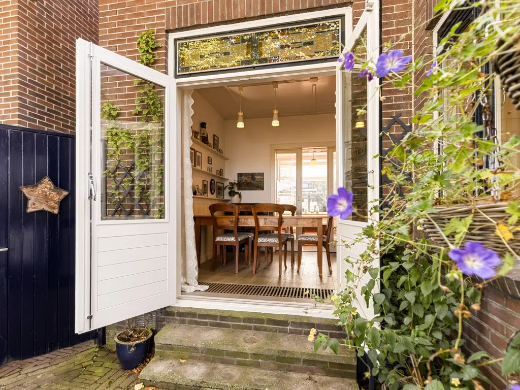 Zuidzijde 21, BODEGRAVEN