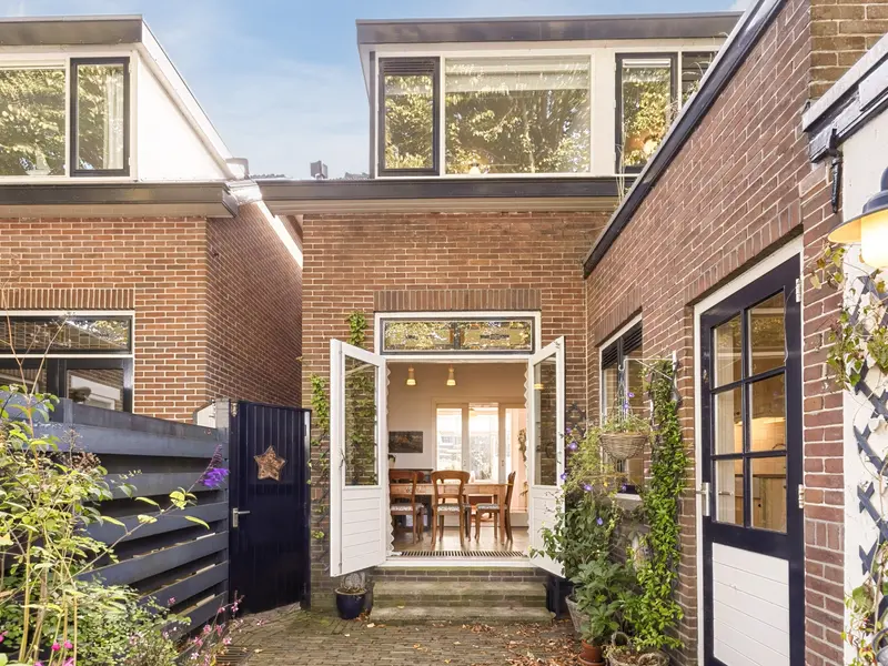 Zuidzijde 21, BODEGRAVEN