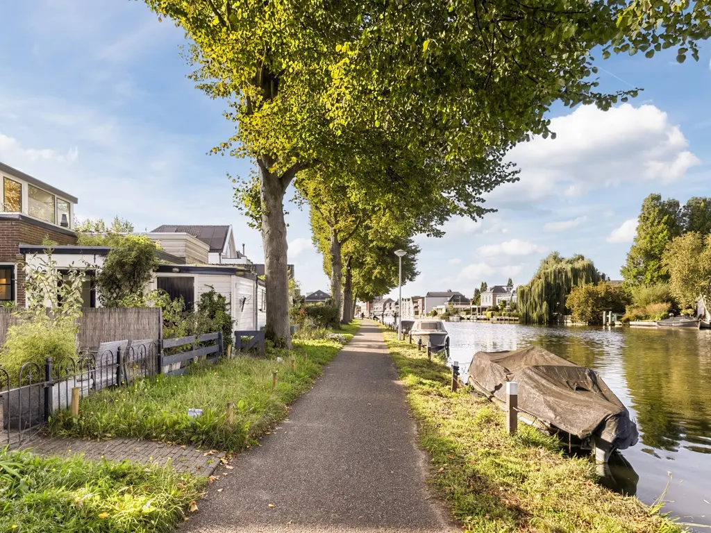 Zuidzijde 21, BODEGRAVEN