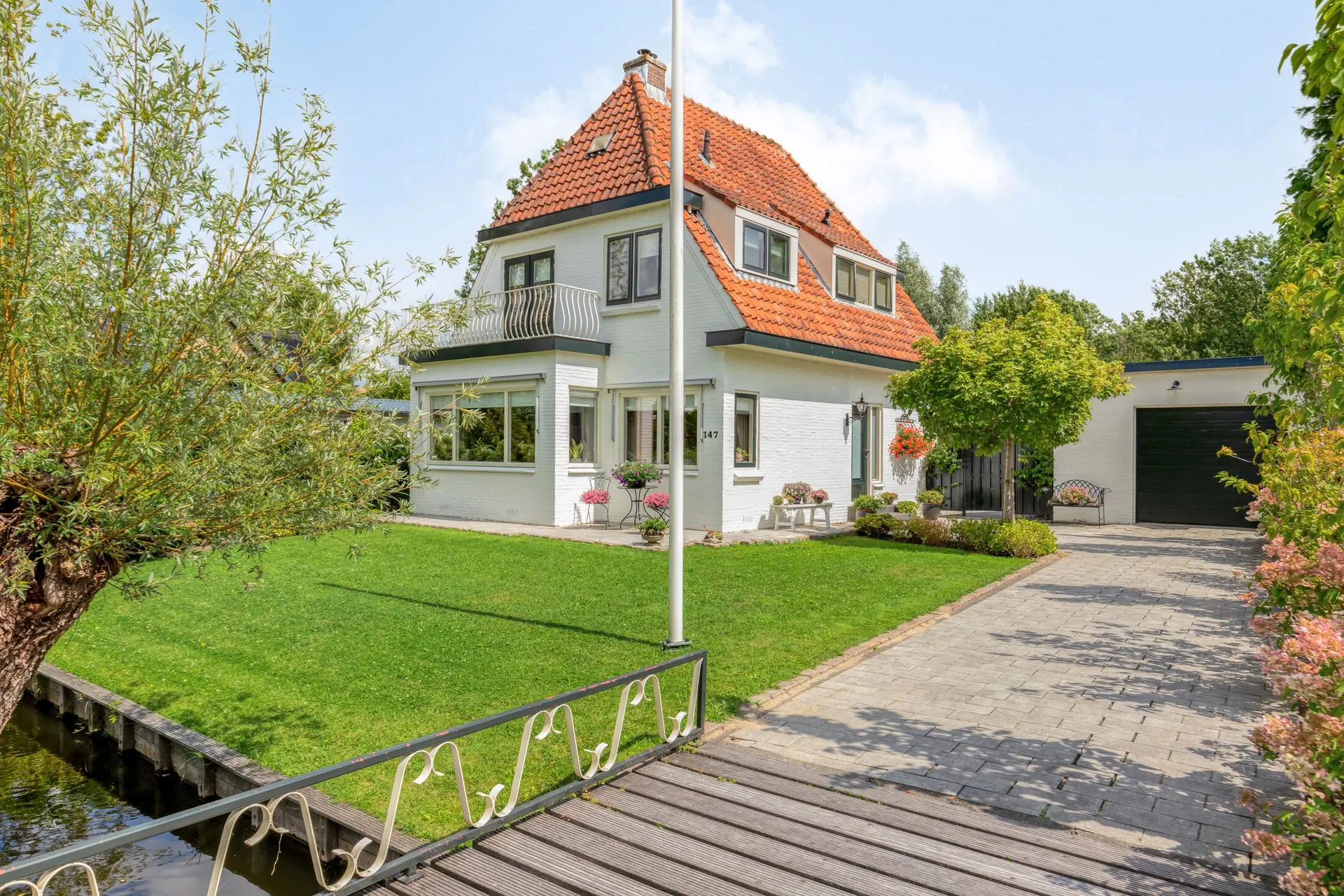 's-Gravenweg 147, foto 1