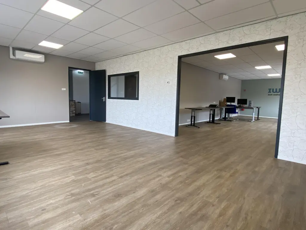 Donkervoortlaan 22, OUD-BEIJERLAND