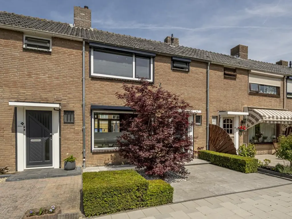 Anemoonstraat 23, OUD-BEIJERLAND