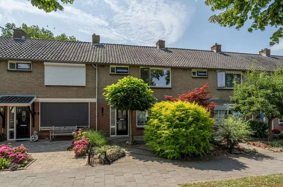 van Egmondstraat 28
