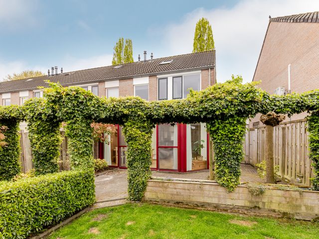 Foto van Burg. Burgersstraat 22