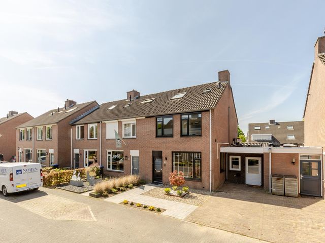 Foto van Hazelaar 13